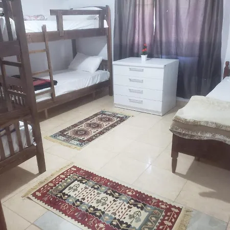 Split Rock Hostel Tirana