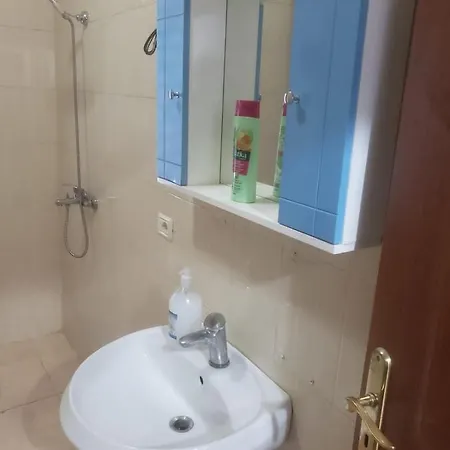 Vandrarhem Split Rock Tirana